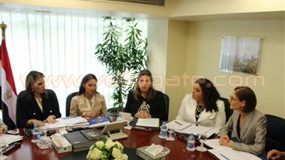 وزيرة التعاون تبحث دعم المشروعات مع مدير الوكالة الأمريكية للتنمية