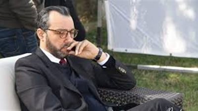 التونسي خالد هويسة ينتهي من تصوير «وردة وكتاب»