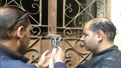 بالصور.. إخلاء عقار من السكان بالشرابية لخطورته