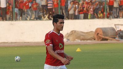 صالح جمعة يقضي إجازة الأهلي بالجونة