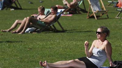 حمامات الشمس تقلل خطر الإصابة بأمراض القلب