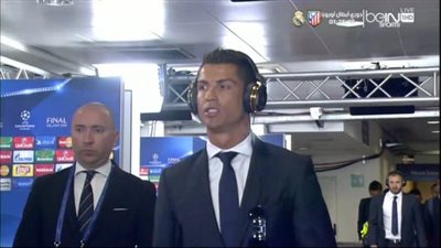 بالصور.. وصول لاعبي ريال مدريد لملعب نهائي دوري الأبطال