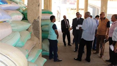 التحقيق مع مسئولى شركة مضارب الأرز بالشرقية بتهم فساد مالي وإداري