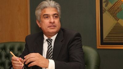 قيادات التموين غاضبة من «الإبراشي» لإجهاد الوزير في اتهامات توريد القمح