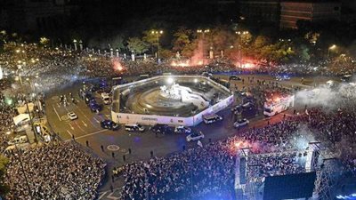 جماهير ريـال مدريد تحتفل بدوري الأبطال في الشوارع