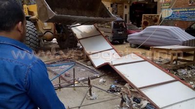 بالصور.. محافظة القليوبية تشن حملة لإزالة الإشغالات بالخصوص