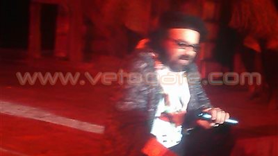 بالصور.. «أبو الليف» يفاجئ جمهور ونجوم عرض «حوش بديعة»