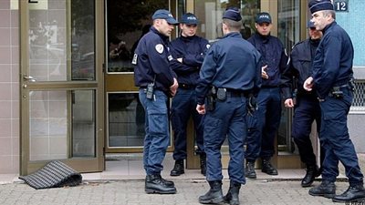 إصابة شخصين في حادث إطلاق نار أمام مقهى ليلي بباريس