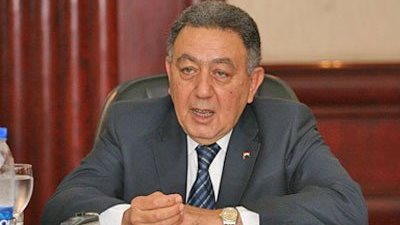 سفير مصر بإيطاليا يؤكد تمسك الحكومة بخريطة الطريق