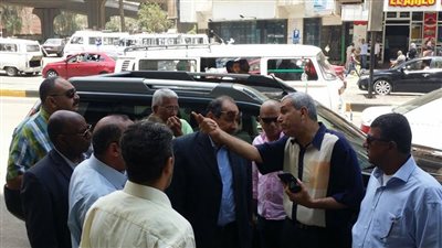 بالصور.. «الهراس» يتفقد أعمال رفع كفاءة شارع فيصل