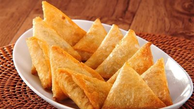 طريقة إعداد «سمبوسك الفول المدمس» من غادة التلي