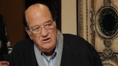 حسن حسني يدخل في راحة بعد مشاركته في مسلسل و4 أفلام