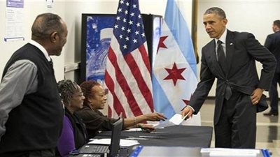 أوباما يصوت مبكرا في الانتخابات التمهيدية للرئاسية بشيكاغو