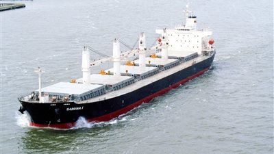 شركة الإسكندرية تنفي تأثر مراكب الزيوت بظروف الطقس السيئ