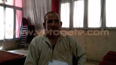 بالفيديو.. سائق «توك توك» بقنا يستغيث بوزير الداخلية