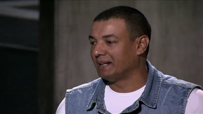 هشام الجخ يسرد تفاصيل قضية استلائه على أشعار عبدالستار سليم