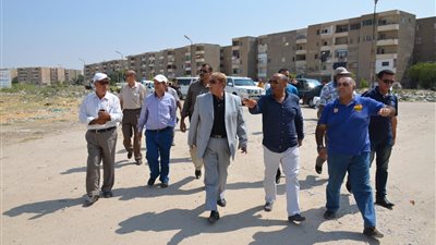 بالصور.. محافظ الإسماعيلية يتفقد تطوير وتجميل مدينة المستقبل