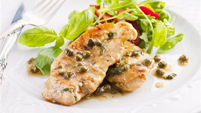 طريقة إعداد «بيكاتا الديك الرومي»