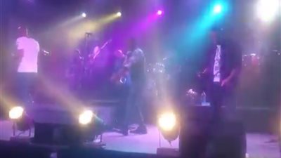 بالفيديو.. شماريخ «بلاك تيما» تضيء سماء ساقية الصاوي