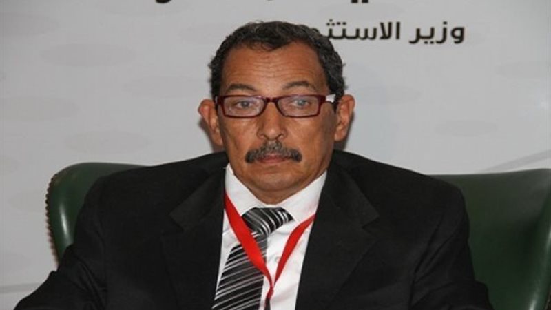  الدكتور محمد عتمان،