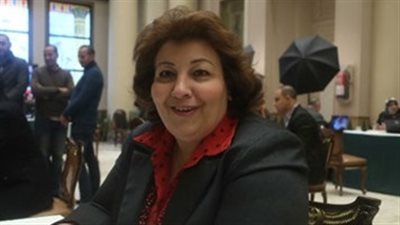 مارجريت عازر تتهم الإخوان المسلمين بتمويل تظاهر الأقباط بأمريكا