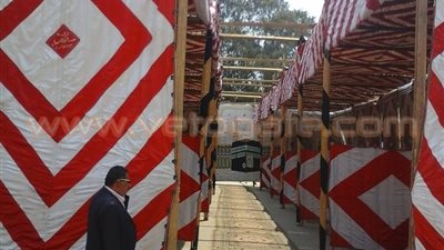 بالصور.. إنشاء معرض للسلع الرمضانية بـ«كفر شكر» في القليوبية