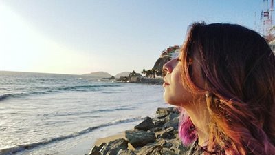 بالصور.. صبغة الشعر المستوحاة من الغروب تشعل «إنستجرام»