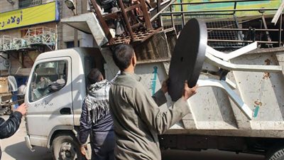 حملة لرفع الإشغالات من محيط مترو عبده باشا