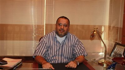 أبو جبل: الضرائب تحاسب تجار الأدوات المكتبية على أرباح غير حقيقية