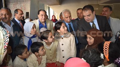 بالصور.. محافظ الفيوم يفتتح المهرجان الثقافي التربوي