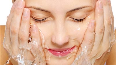 أسرار الطماطم والصبار للحفاظ على بشرة ناعمة