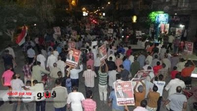 بالفيديو والصور.. انتهاء مظاهرة لأنصار المعزول احتجاجا على تعيين محافظ الفيوم الجديد
