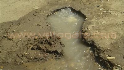 بالصور.. انفجار ماسورة خط مياه رئيسي بـ «حانوت» في الشرقية