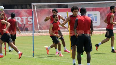 بالصور.. المران الأخير للأهلي قبل لقاء إنبي بنصف نهائي الكأس