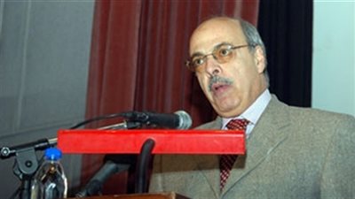 ناقد سينمائي: محمد رشدي أحرج عبد الحليم حافظ