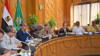 النزول بمجموع قبول الثانوى العام إلى 218 درجة بالإسماعيلية