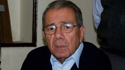 نبيل زكي يطالب اليساريين بابتكار وسائل لجذب الشعب