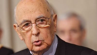 الرئيس الإيطالي يحذر من أزمة حكومية عقب التأكيد على سجن بيرلسكوني