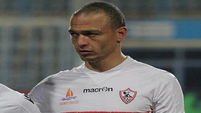 الزمالك يكرم لاعبه السابق حمادة طلبة