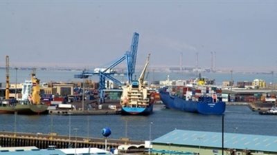 ميناء الإسكندرية يستقبل 180 ألف طن قمح وذرة وسولار