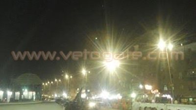 بالصور.. إنارة شارع أحمد عرابي بشبرا الخيمة بعد عام ونصف «ظلام»