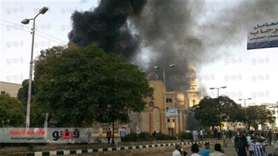 كنائس مصر تدفع الثمن..شبيحة الإخوان يحرقون دور العبادة والمدارس القبطية بالمحافظات انتقامًا لـ