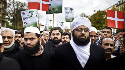مسلمون دنماركيون مستعدون لدفن قاتل القس