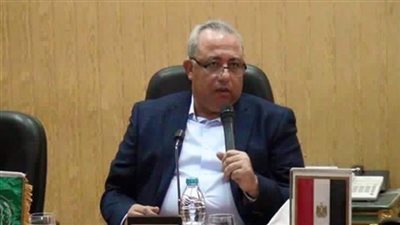 محافظ الشرقية يكلف الشئون القانونية بالتحقيق في شكوى مدرس