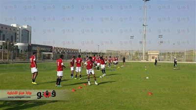 بالصور.. البدري يستعين بنهائي دوري أبطال أوربا لتحفيز لاعبي المنتخب الأوليمبي