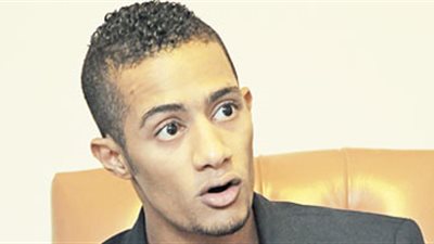 «جواب اعتقال» يجبر محمد رمضان على تقليص مدة عرض مسرحيته