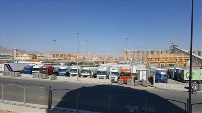 وصول 723 راكبا وتداول 127 شاحنة بميناء نويبع