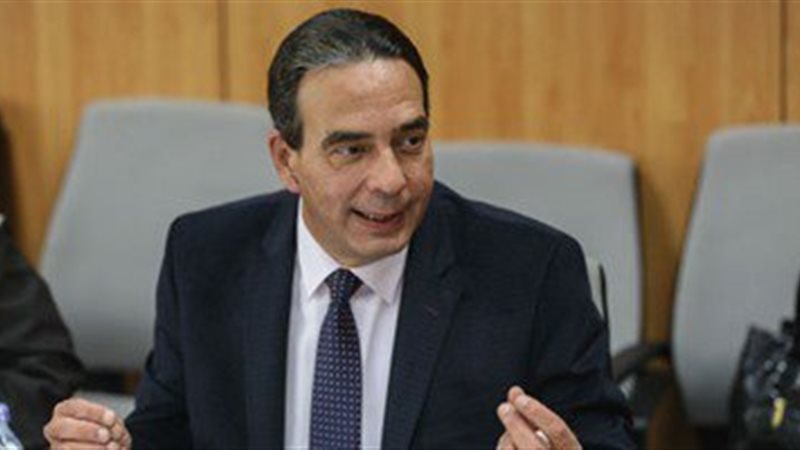 الدكتور أيمن أبو