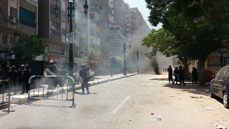 قوات الأمن فى شارع