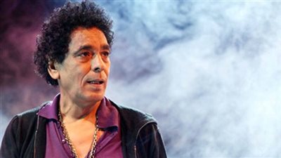 بالفيديو.. «السرقة الفنية والاستغلال» اتهامات واجهها «منير» في مشواره